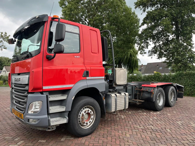 DAF CF 530 FAT - Tracteur routier: photos 1 DAF CF 530 FAT - Tracteur routier: photos 1