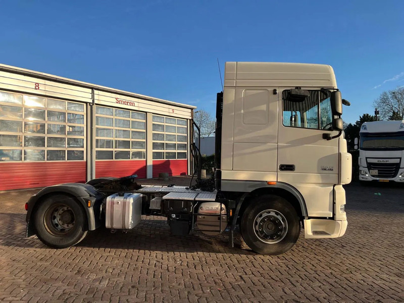 DAF XF 105.410 FT - Tracteur routier: photos 4 DAF XF 105.410 FT - Tracteur routier: photos 4