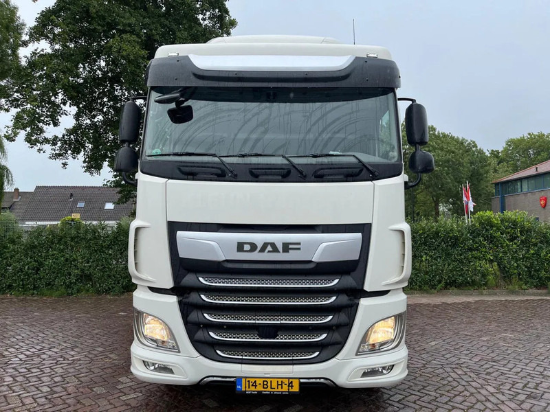 DAF XF 450 FT - Tracteur routier: photos 3 DAF XF 450 FT - Tracteur routier: photos 3