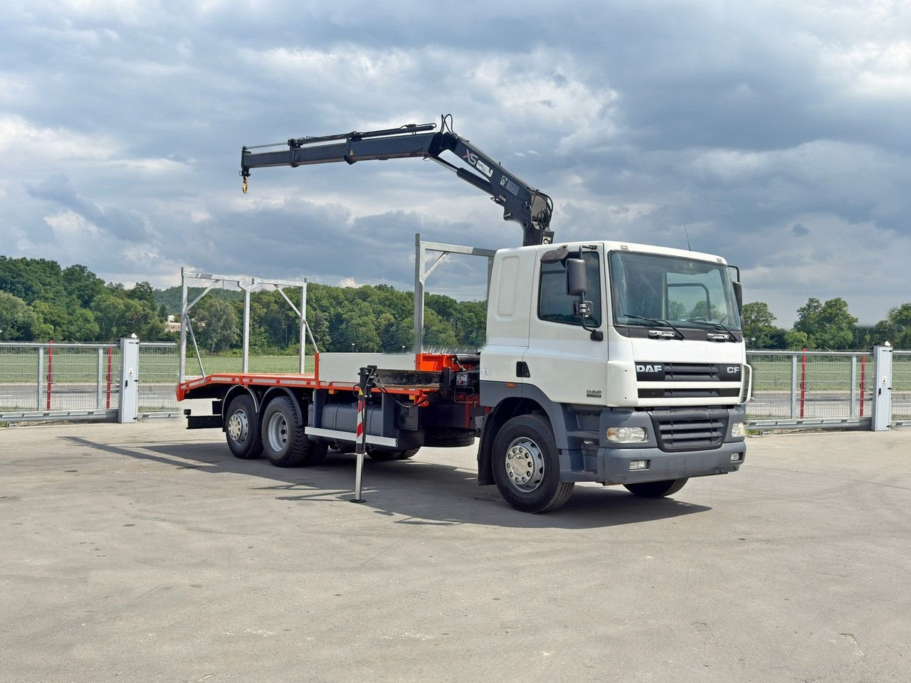 DAF CF 85.380*ABSCHLEPPWAGEN 7,20m+ HIAB 144 B-2 DUO - Remorqueuse: photos 2 DAF CF 85.380*ABSCHLEPPWAGEN 7,20m+ HIAB 144 B-2 DUO - Remorqueuse: photos 2