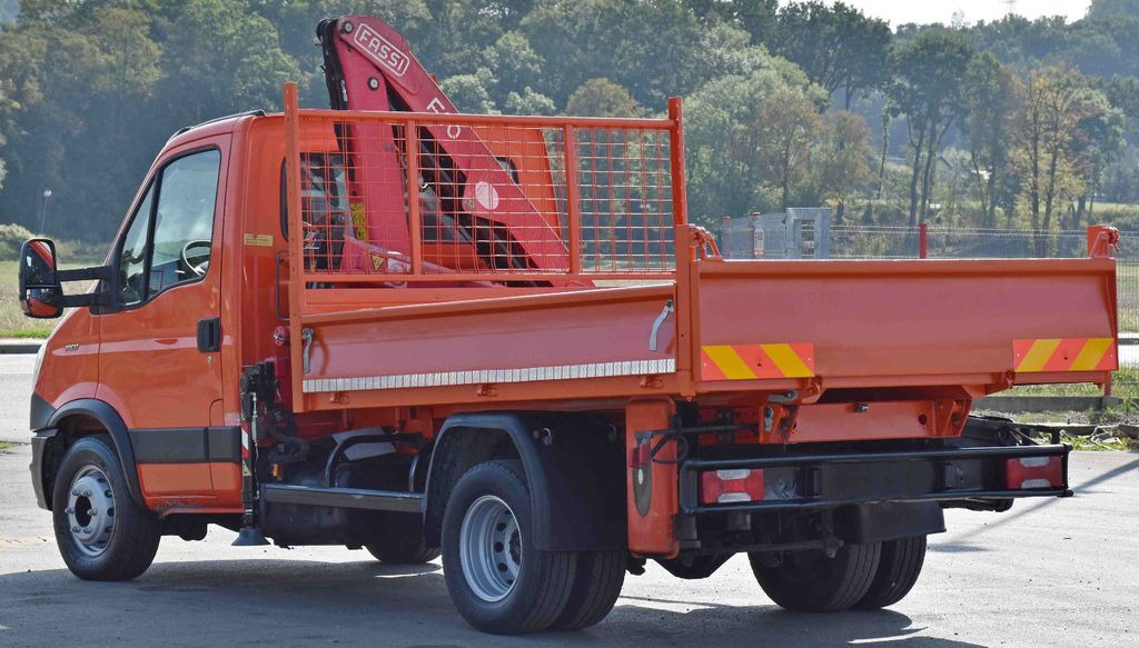 Crédit-bail Iveco DAILY 70C17 * KIPPER 2,80m * FASSI F40A.0.21  Iveco DAILY 70C17 * KIPPER 2,80m * FASSI F40A.0.21: photos 6