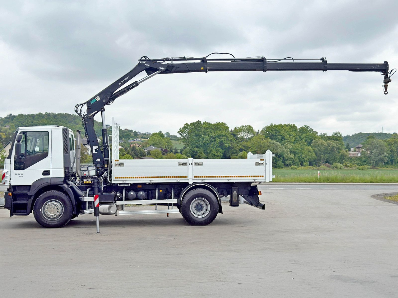 Iveco STRALIS 330 *HIAB 144 BS-3 HIDUO* TOPZUSTAND - Camion benne, Camion grue: photos 5 Iveco STRALIS 330 *HIAB 144 BS-3 HIDUO* TOPZUSTAND - Camion benne, Camion grue: photos 5