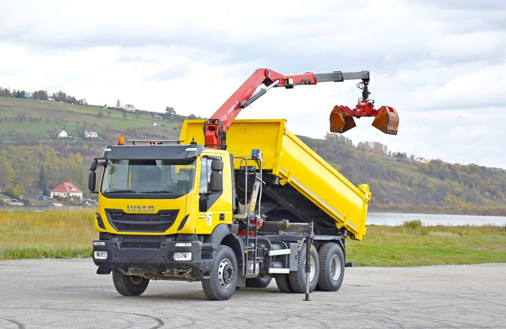 Iveco TRAKKER 360 * Kipper 4,90m* KRAN/FUNK*6x4 - Camion benne, Camion grue: photos 2 Iveco TRAKKER 360 * Kipper 4,90m* KRAN/FUNK*6x4 - Camion benne, Camion grue: photos 2