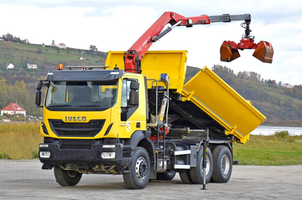 Iveco TRAKKER 360 * Kipper 4,90m* KRAN/FUNK*6x4 - Camion grue, Camion benne: photos 3 Iveco TRAKKER 360 * Kipper 4,90m* KRAN/FUNK*6x4 - Camion grue, Camion benne: photos 3