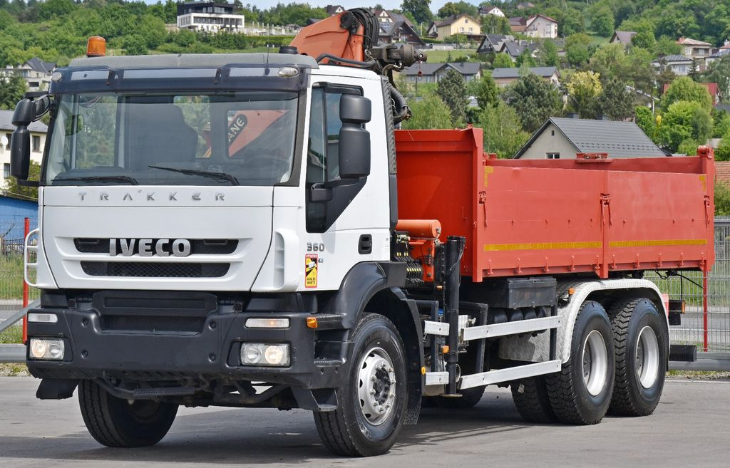 Iveco TRAKKER 360 * Kipper 5,60m* KRAN /FUNK * 6x4 - Camion grue, Camion benne: photos 4 Iveco TRAKKER 360 * Kipper 5,60m* KRAN /FUNK * 6x4 - Camion grue, Camion benne: photos 4