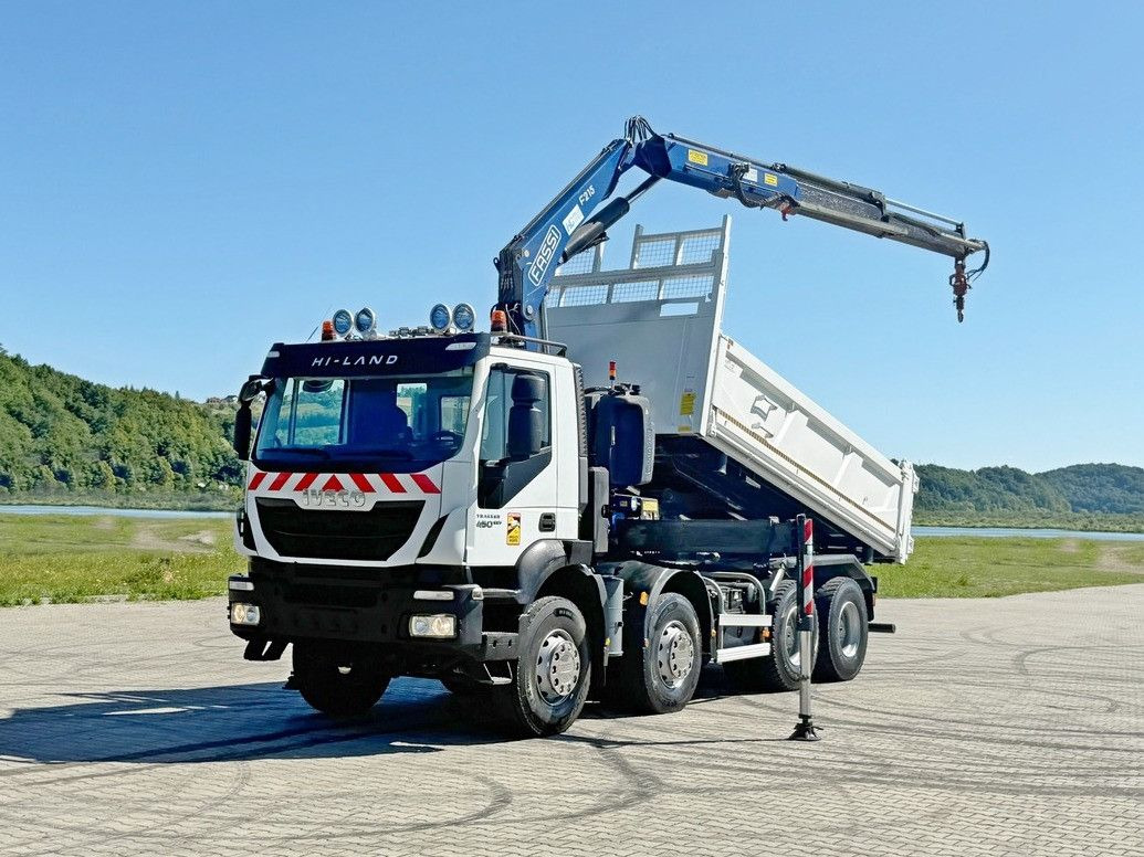 Iveco TRAKKER 450 * FASSI F215A.0.22 + FUNK / 8x4 *TOP - Camion benne, Camion grue: photos 2 Iveco TRAKKER 450 * FASSI F215A.0.22 + FUNK / 8x4 *TOP - Camion benne, Camion grue: photos 2