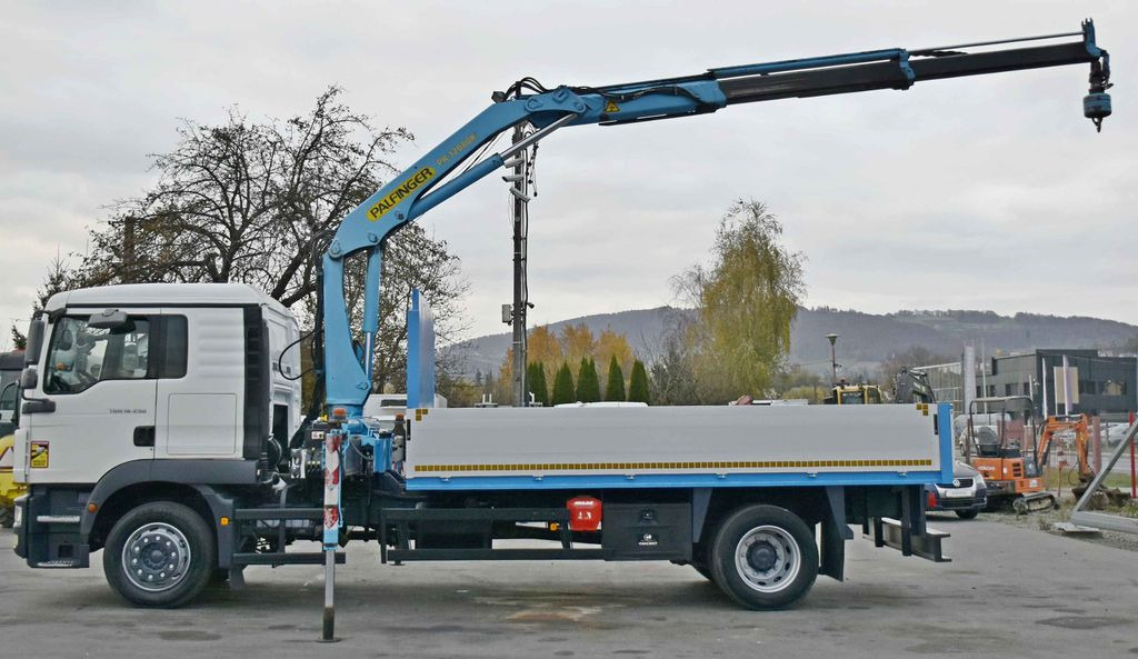 MAN TGM 18.250* PRITSCHE 4,80m* PK 12080 KA/FUNK*TOP - Camion grue, Camion plateau: photos 5 MAN TGM 18.250* PRITSCHE 4,80m* PK 12080 KA/FUNK*TOP - Camion grue, Camion plateau: photos 5