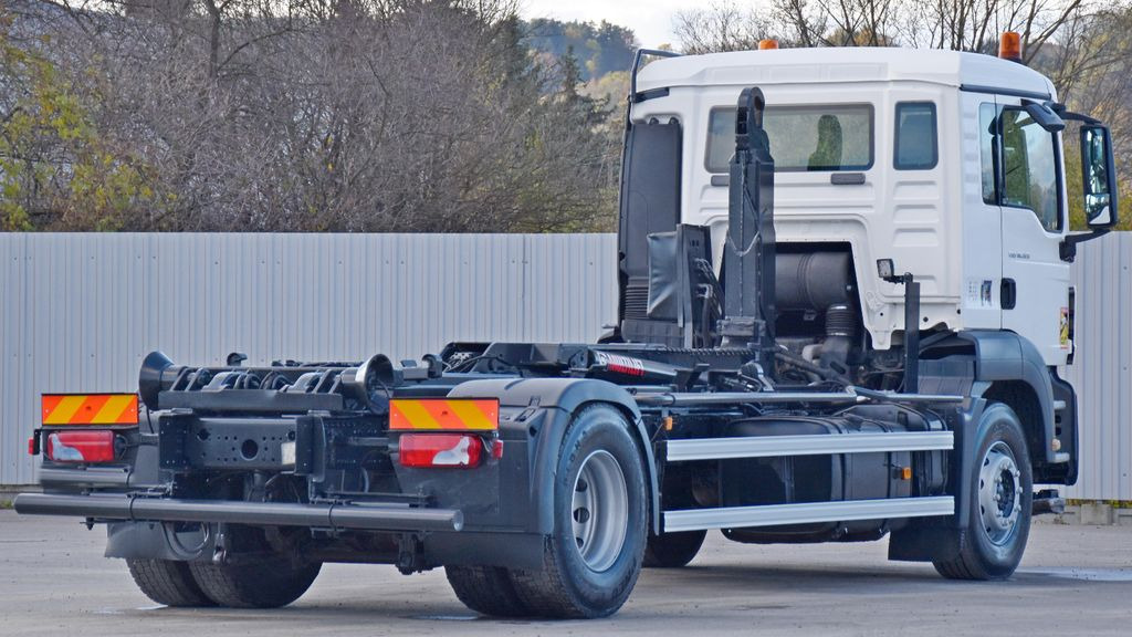 MAN TGS 18.320 Abrollkipper * Top Zustand! MAN TGS 18.320 Abrollkipper * Top Zustand! - Camion ampliroll: photos 5 MAN TGS 18.320 Abrollkipper * Top Zustand! MAN TGS 18.320 Abrollkipper * Top Zustand! - Camion ampliroll: photos 5