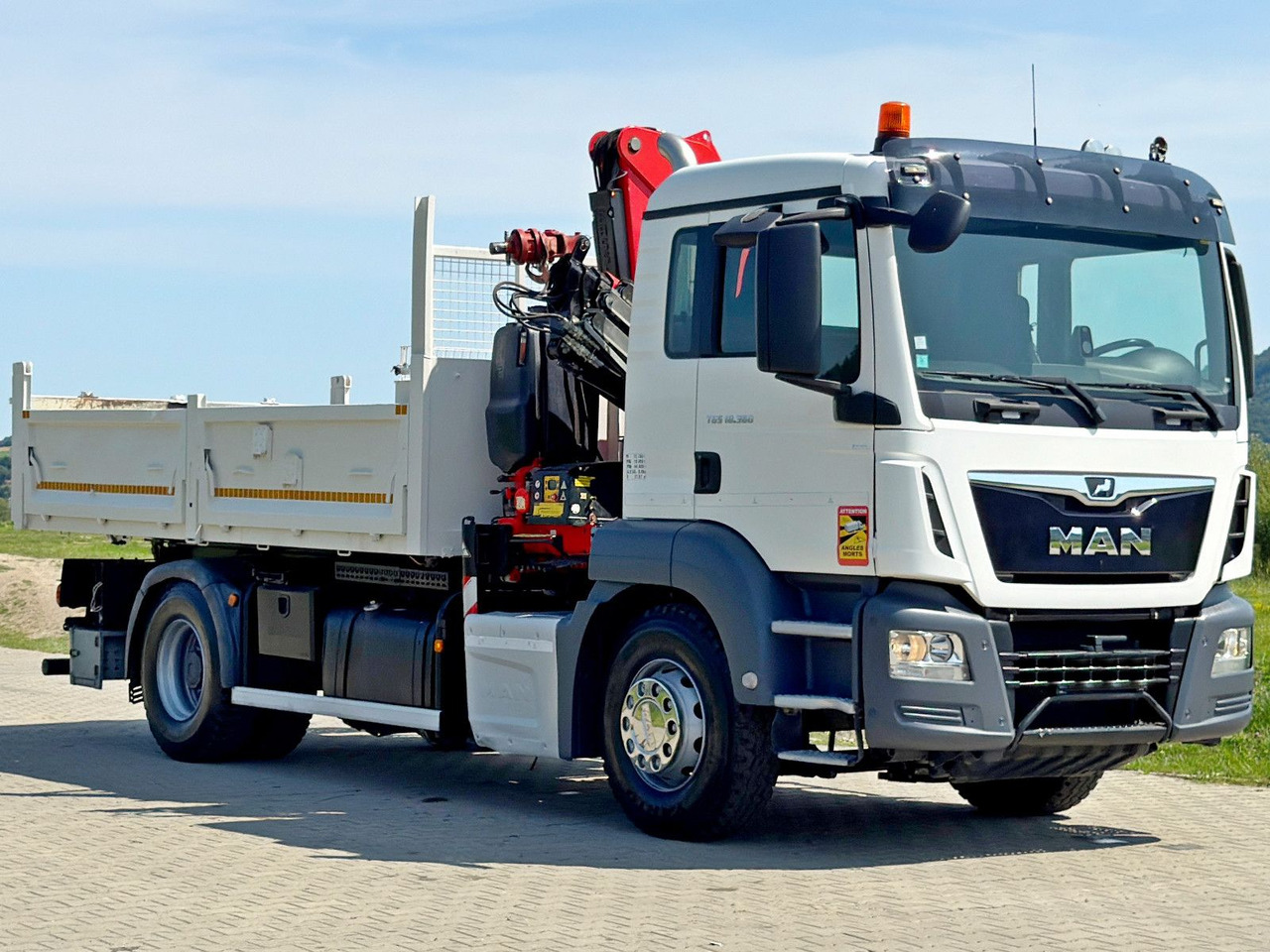 MAN TGS 18.360 * FASSI F135A.0.23 + FUNK * TOP - Camion benne, Camion grue: photos 4 MAN TGS 18.360 * FASSI F135A.0.23 + FUNK * TOP - Camion benne, Camion grue: photos 4