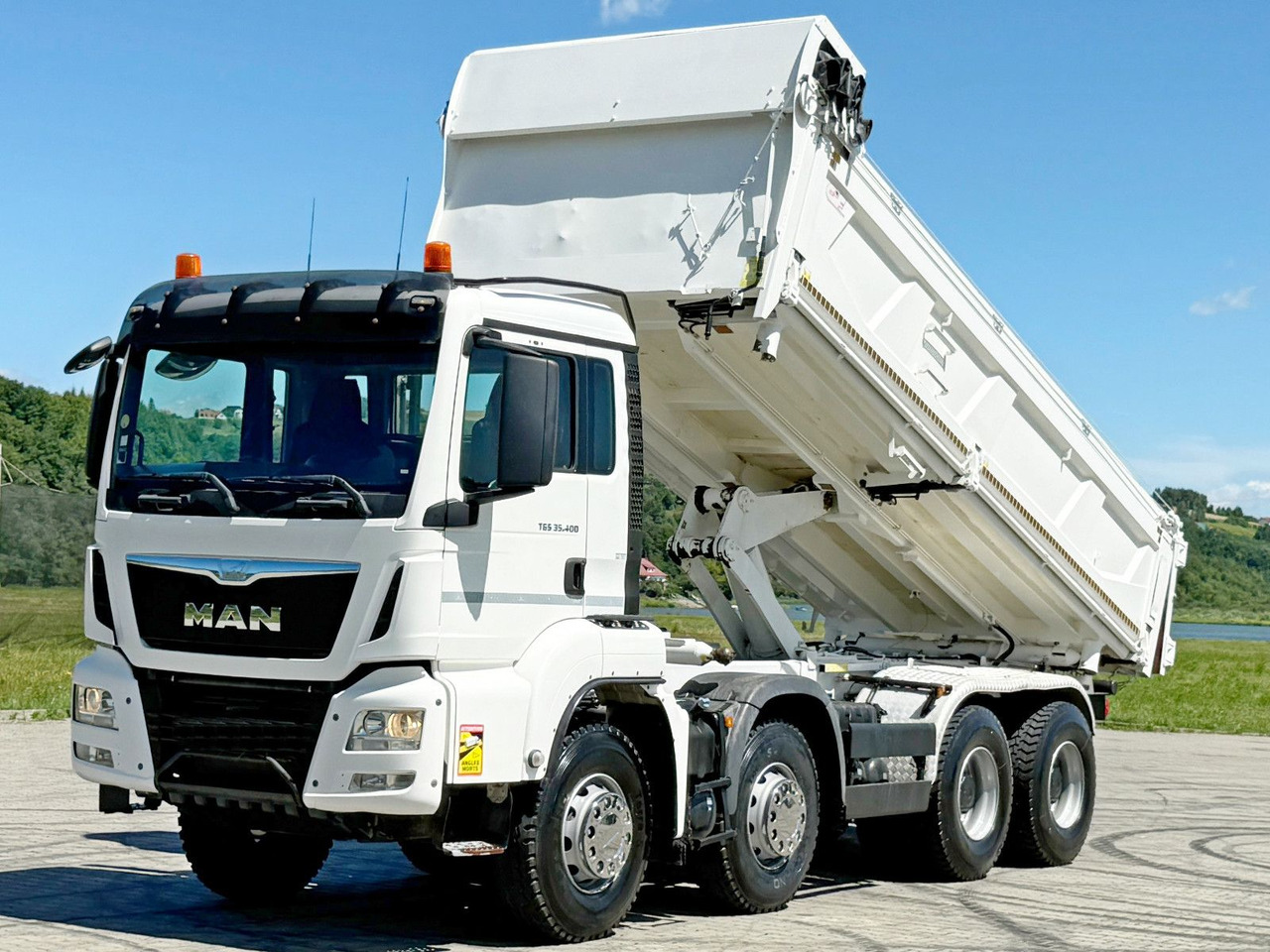 MAN TGS 35.400 KIPPER 6,00 m + BORDMATIC * 8x4 - Camion benne: photos 5 MAN TGS 35.400 KIPPER 6,00 m + BORDMATIC * 8x4 - Camion benne: photos 5