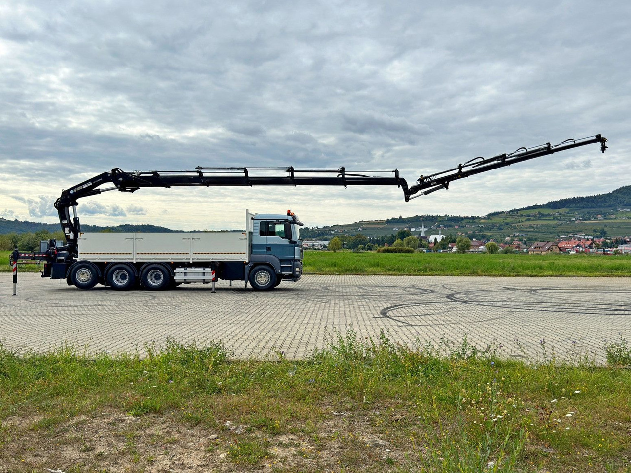 MAN TGS 35.480*HIAB 377 E-5 HIPRO+JIB 70X-3FUNK /8x4 - Camion grue: photos 5 MAN TGS 35.480*HIAB 377 E-5 HIPRO+JIB 70X-3FUNK /8x4 - Camion grue: photos 5