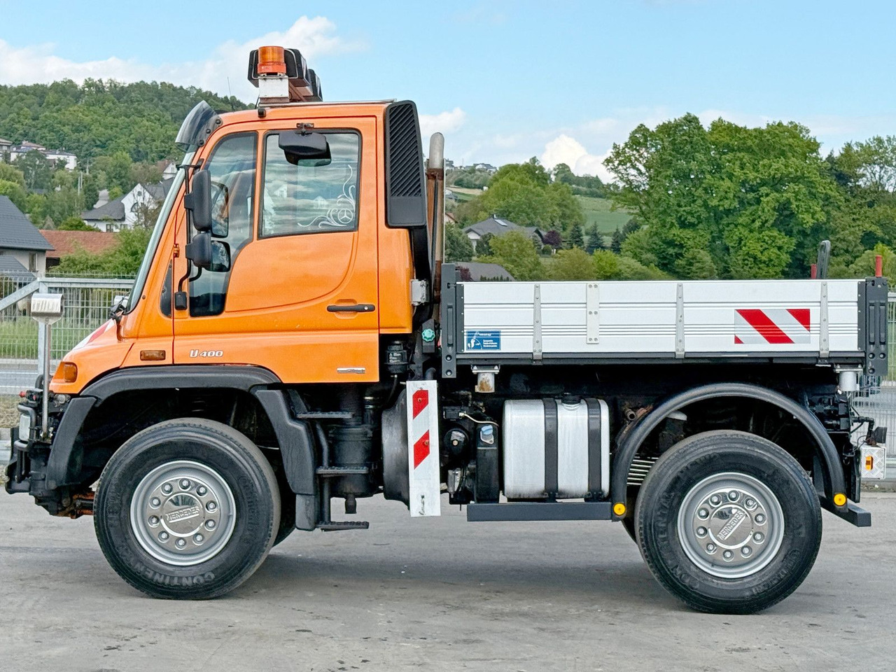 Mercedes-Benz UNIMOG 400 * KIPPER 2,40 * 4x4 * TOPZUSTAND - Camion benne: photos 4 Mercedes-Benz UNIMOG 400 * KIPPER 2,40 * 4x4 * TOPZUSTAND - Camion benne: photos 4