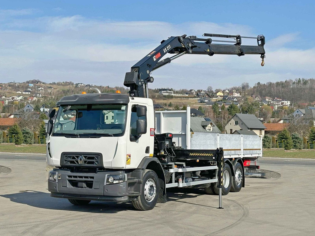 Renault C 320 * HIAB 211 EP - 2 HIDUO + FUNK *TOPZUSTAND - Camion grue: photos 2 Renault C 320 * HIAB 211 EP - 2 HIDUO + FUNK *TOPZUSTAND - Camion grue: photos 2