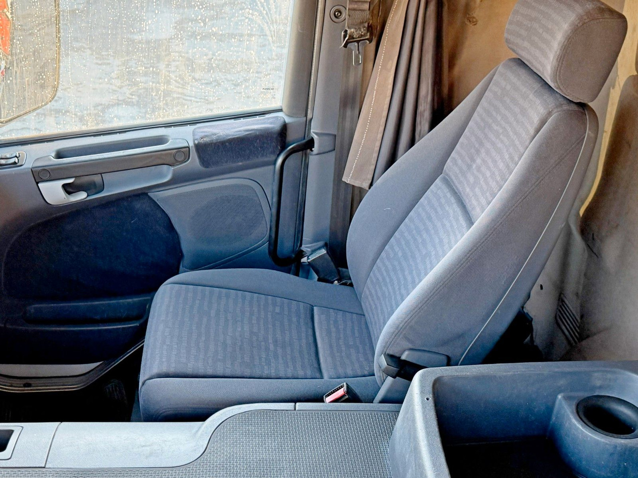 Crédit-bail  Scania P 380 Kipper 5,10 m * PK 12000 * 6x4 Scania P 380 Kipper 5,10 m * PK 12000 * 6x4: photos 9