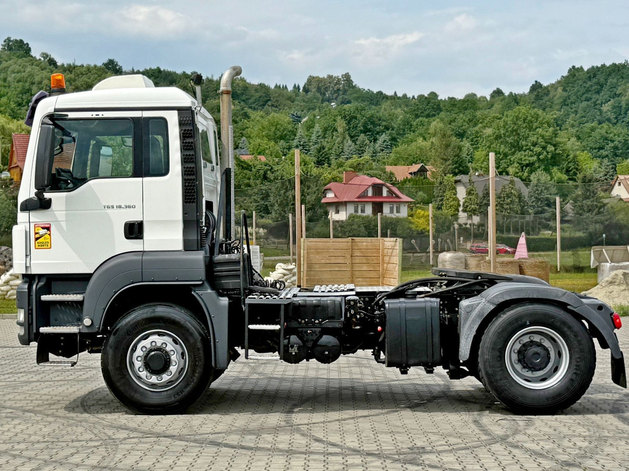 MAN TGS 18.360 * Sattelzugmaschine * 4x4 * TOP - Tracteur routier: photos 3 MAN TGS 18.360 * Sattelzugmaschine * 4x4 * TOP - Tracteur routier: photos 3