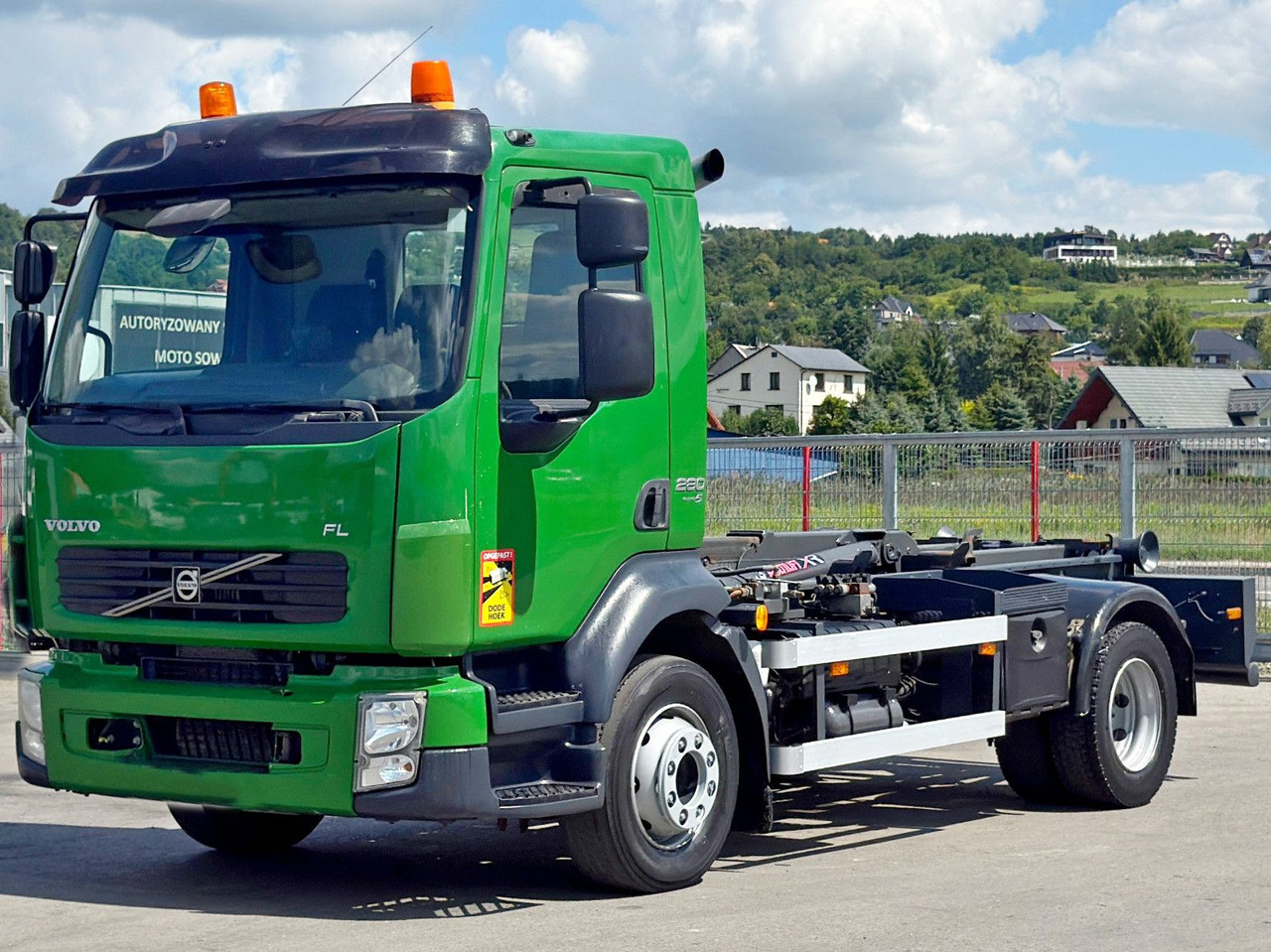 Volvo FL 280 * Abrollkipper * TOPZUSTAND - Camion ampliroll: photos 3 Volvo FL 280 * Abrollkipper * TOPZUSTAND - Camion ampliroll: photos 3