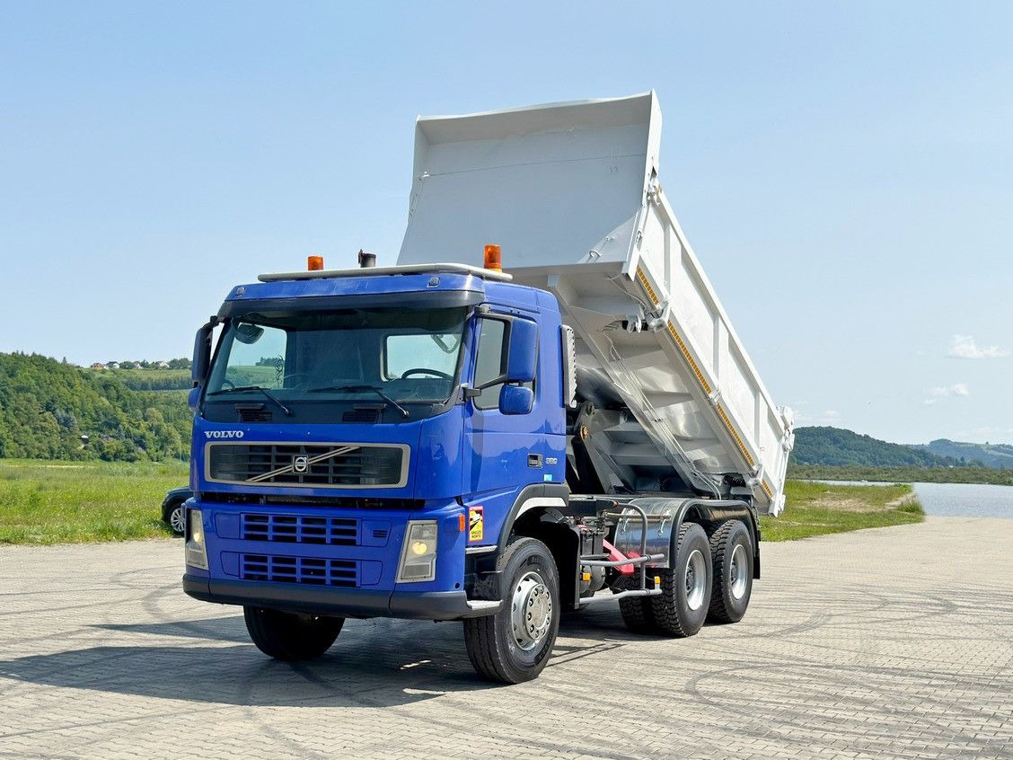 Volvo FM 380 Kipper 5,20 m + BORDMATIC / 6x4 - Camion benne, Camion grue: photos 2 Volvo FM 380 Kipper 5,20 m + BORDMATIC / 6x4 - Camion benne, Camion grue: photos 2