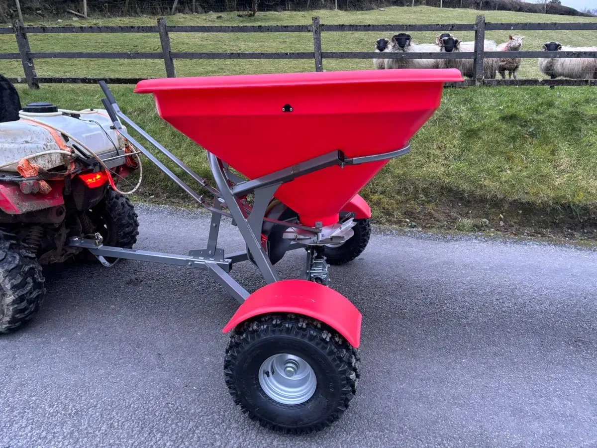 Walco Quad Fertiliser Spreaders!! In Stock - Distributeur d'engrais: photos 2 Walco Quad Fertiliser Spreaders!! In Stock - Distributeur d'engrais: photos 2