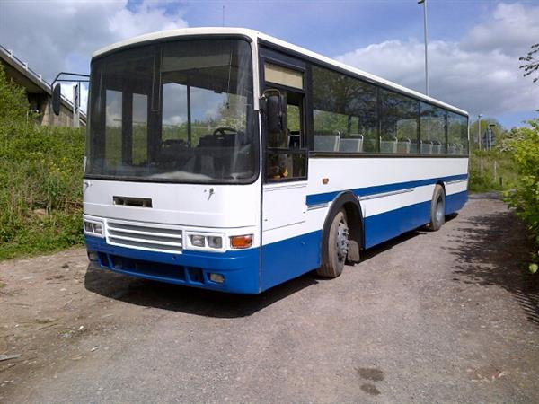 1993 VOLVO B10m 10 METRE BUS LEFT HAND DRIVE - Bus interurbain: photos 3 1993 VOLVO B10m 10 METRE BUS LEFT HAND DRIVE - Bus interurbain: photos 3