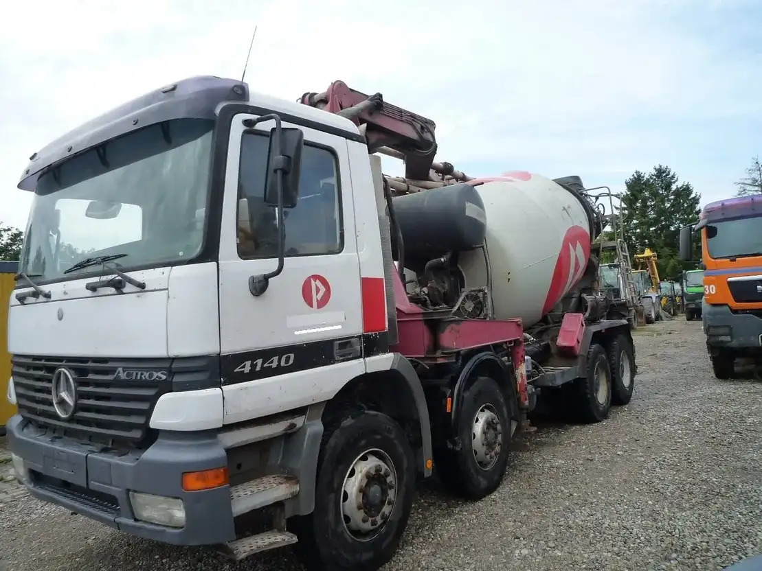 Mercedes-Benz Actros 4141 - Camion malaxeur pompe: photos 5 Mercedes-Benz Actros 4141 - Camion malaxeur pompe: photos 5