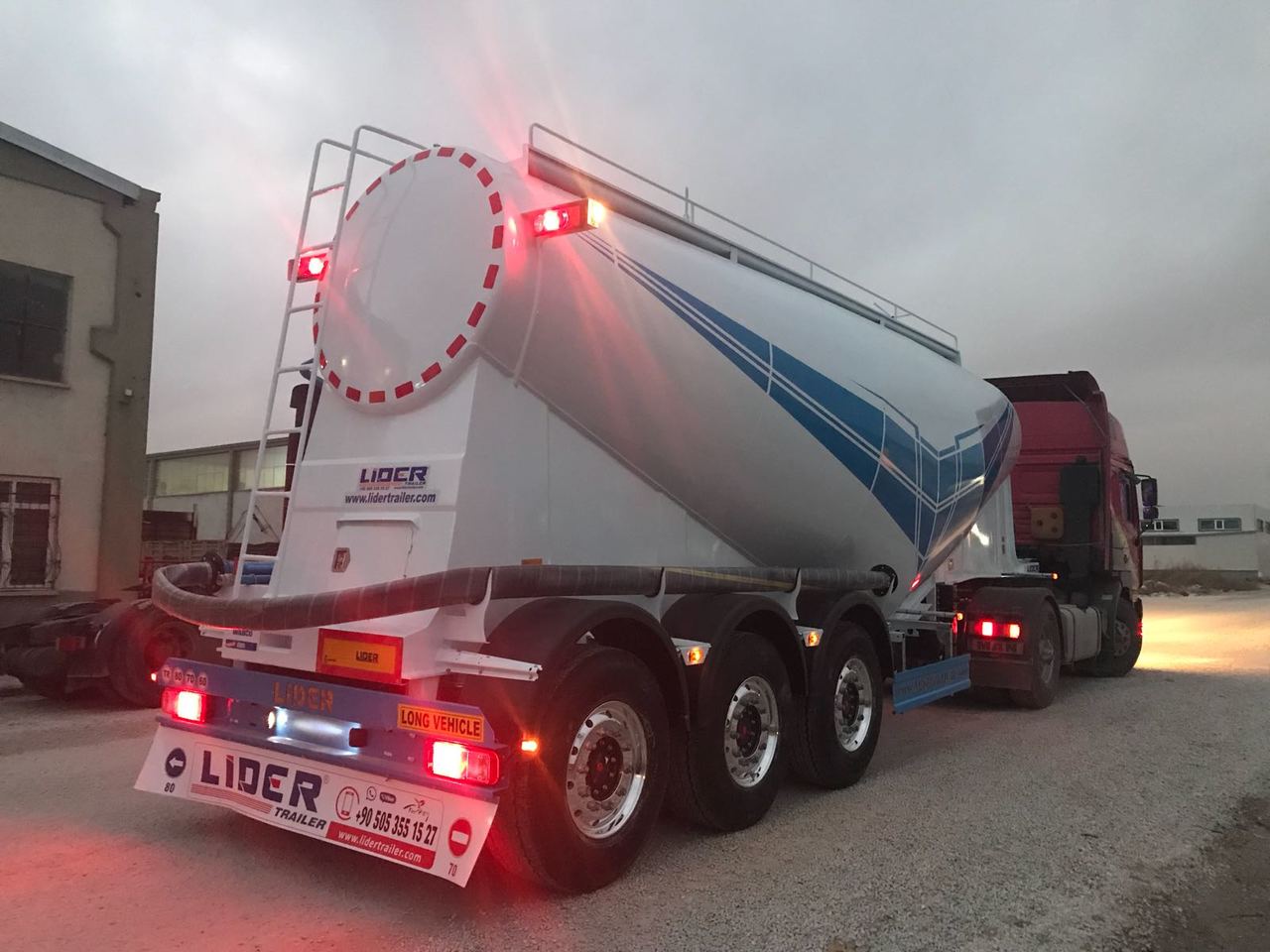 Semi-remorque citerne pour transport de ciment neuf LIDER 2025  MODEL NEW CEMENT TANKER: photos 7