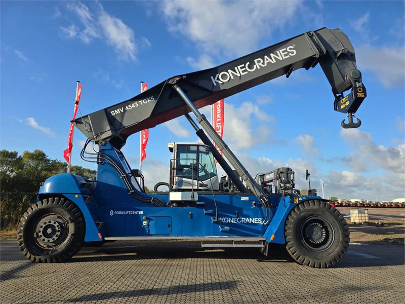 KONECRANES SMV 4543 TCX5 - Reach stacker: photos 1 KONECRANES SMV 4543 TCX5 - Reach stacker: photos 1