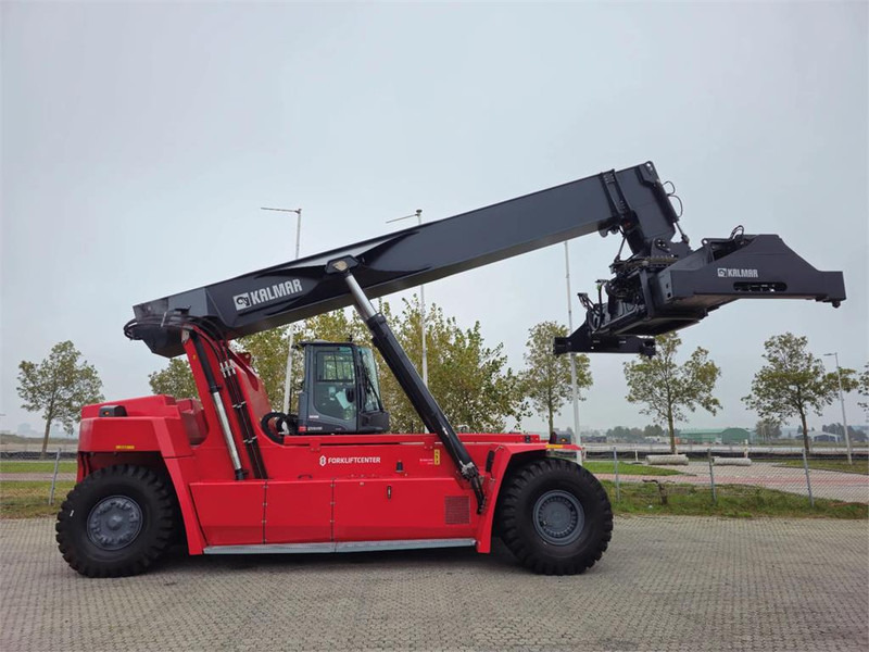 Kalmar DRG450-60S5M - Reach stacker: photos 1 Kalmar DRG450-60S5M - Reach stacker: photos 1