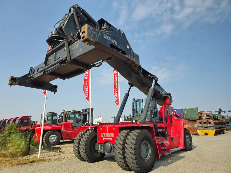 Kalmar DRG450-65S5 - Reach stacker: photos 4 Kalmar DRG450-65S5 - Reach stacker: photos 4