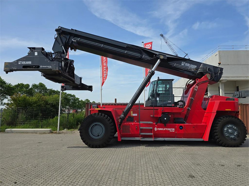 Kalmar DRG450-65S5 - Reach stacker: photos 2 Kalmar DRG450-65S5 - Reach stacker: photos 2