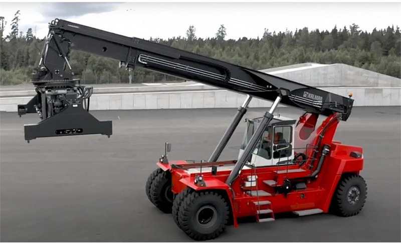 Kalmar DRU450-62S5 - Reach stacker: photos 4 Kalmar DRU450-62S5 - Reach stacker: photos 4