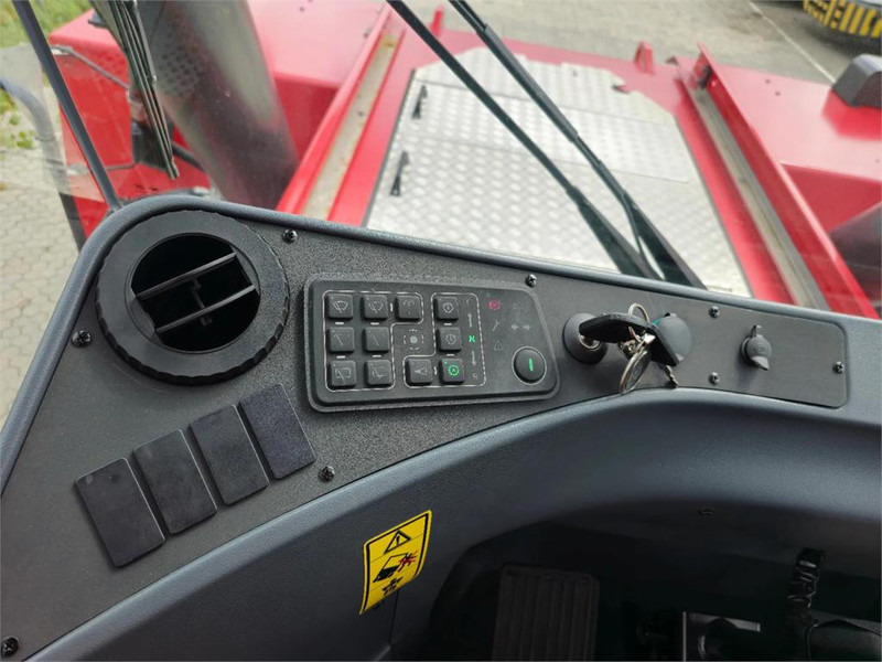 Kalmar DRU450-62S5 - Reach stacker: photos 2 Kalmar DRU450-62S5 - Reach stacker: photos 2