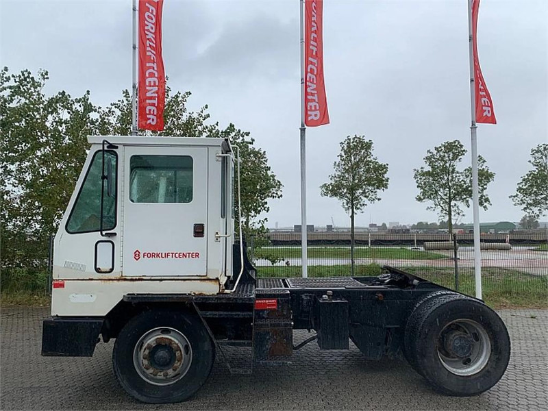 Kalmar Ottawa 50 - Tracteur portuaire: photos 2 Kalmar Ottawa 50 - Tracteur portuaire: photos 2