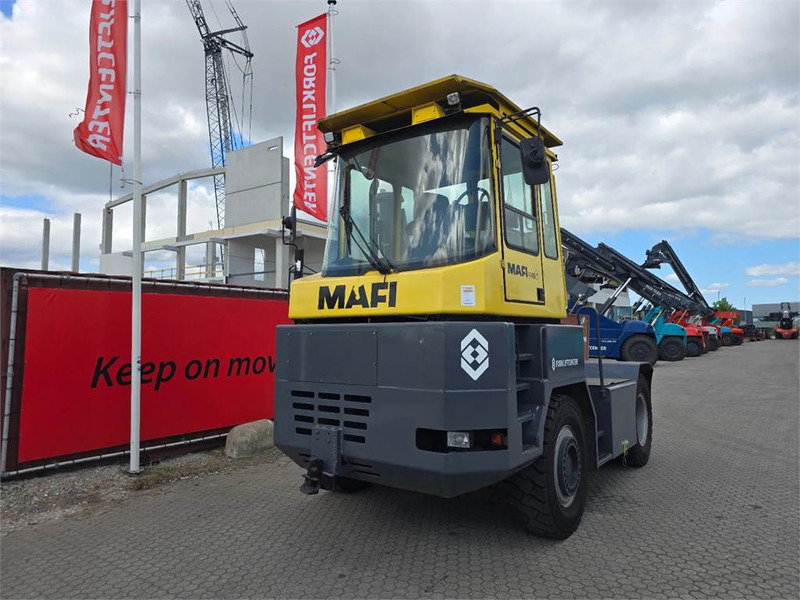 Mafi MT45R 4x4 - Tracteur portuaire: photos 2 Mafi MT45R 4x4 - Tracteur portuaire: photos 2