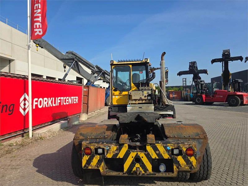 Terberg RT223 4x4 - Tracteur portuaire: photos 5 Terberg RT223 4x4 - Tracteur portuaire: photos 5