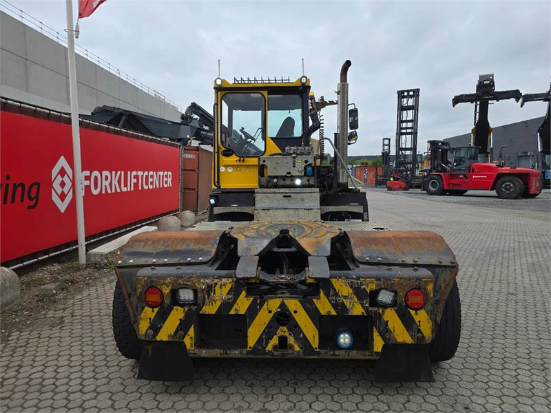 Terberg RT283 4x4 - Tracteur portuaire: photos 5 Terberg RT283 4x4 - Tracteur portuaire: photos 5