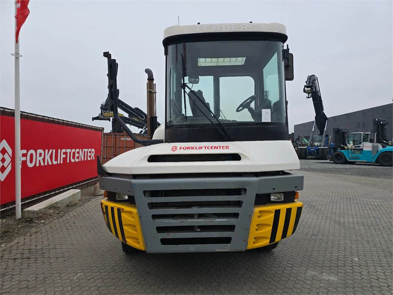 Terberg TT223 - Tracteur portuaire: photos 5 Terberg TT223 - Tracteur portuaire: photos 5