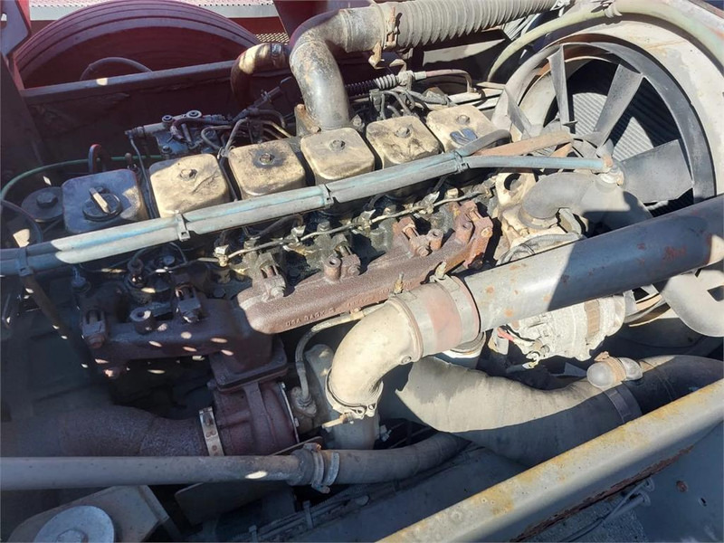 Tracteur portuaire Terberg YT182: photos 16 Tracteur portuaire Terberg YT182: photos 16