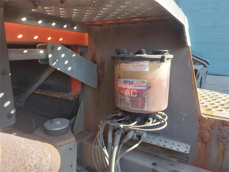 Tracteur portuaire Terberg YT182: photos 11 Tracteur portuaire Terberg YT182: photos 11