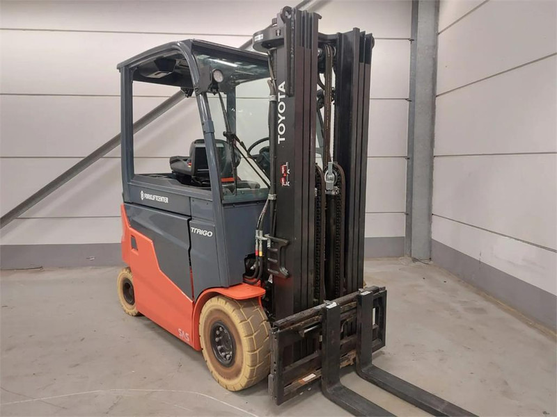 Toyota 9FBMK25T - Chariot élévateur électrique: photos 3 Toyota 9FBMK25T - Chariot élévateur électrique: photos 3