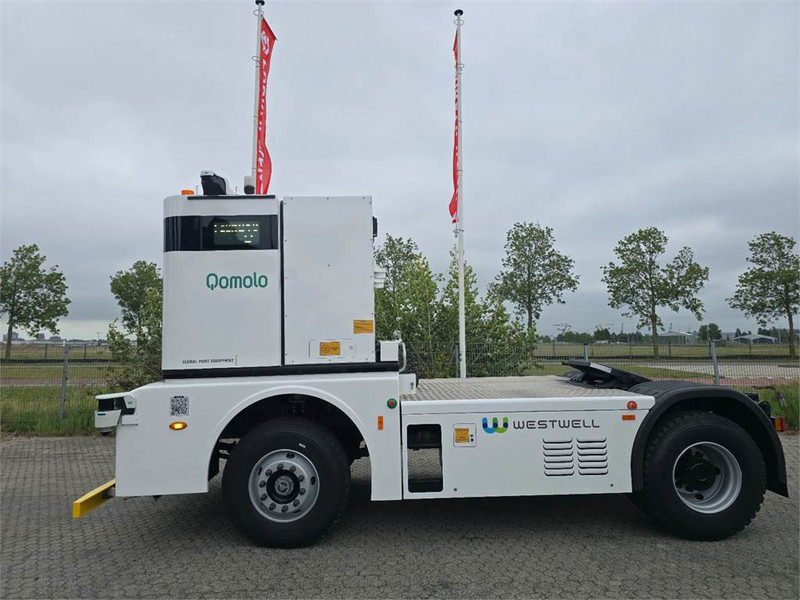 WESTWELL Autonomous Q-Truck Q084D - Tracteur portuaire: photos 4 WESTWELL Autonomous Q-Truck Q084D - Tracteur portuaire: photos 4
