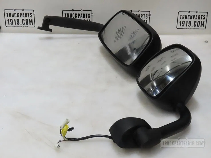 DAF 1952146 Spiegel compleet Re. DAF CF - Rétroviseur pour Camion: photos 1 DAF 1952146 Spiegel compleet Re. DAF CF - Rétroviseur pour Camion: photos 1