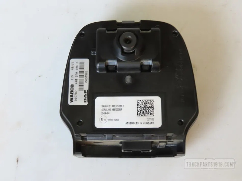 DAF 2030561 LDWS camera XF 106 - Bloc de gestion pour Camion: photos 1 DAF 2030561 LDWS camera XF 106 - Bloc de gestion pour Camion: photos 1
