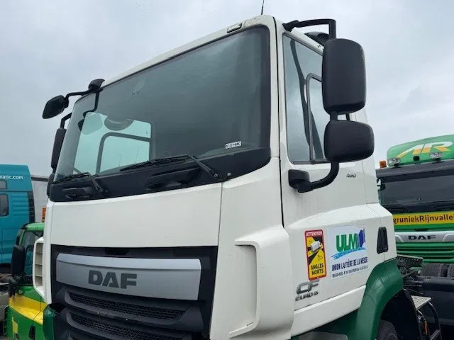 DAF CF Euro6 Cabine Compleet - Cabine et intérieur pour Camion: photos 1 DAF CF Euro6 Cabine Compleet - Cabine et intérieur pour Camion: photos 1