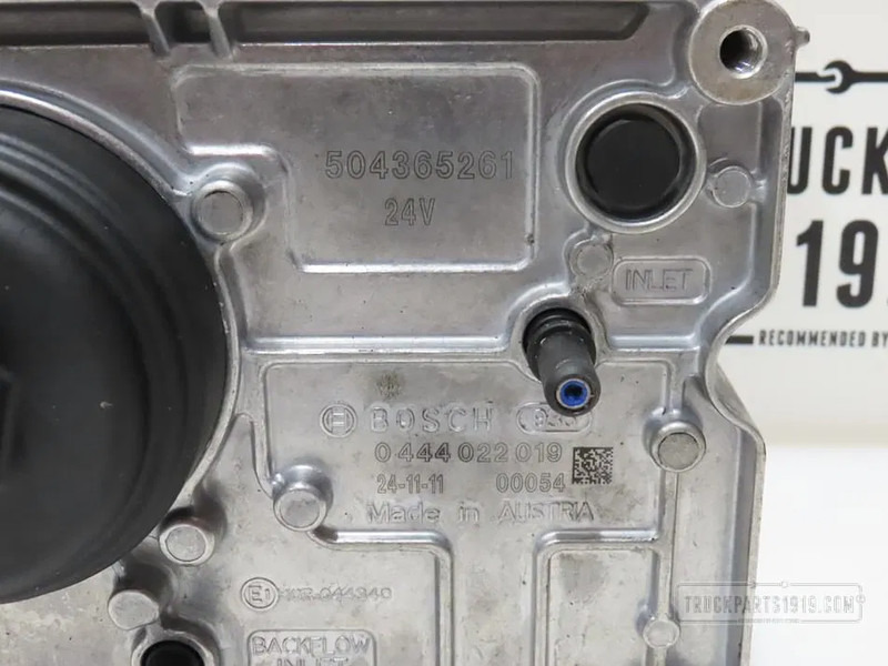 Iveco 504193263 AdBlue pomp - Système d'échappement pour Camion: photos 3 Iveco 504193263 AdBlue pomp - Système d'échappement pour Camion: photos 3