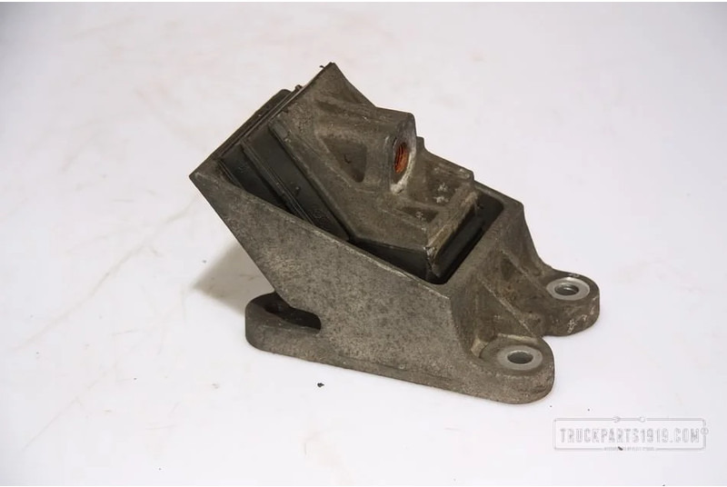 MAN Engines & Parts Motorsteun voor - Support de moteur pour Camion: photos 1 MAN Engines & Parts Motorsteun voor - Support de moteur pour Camion: photos 1