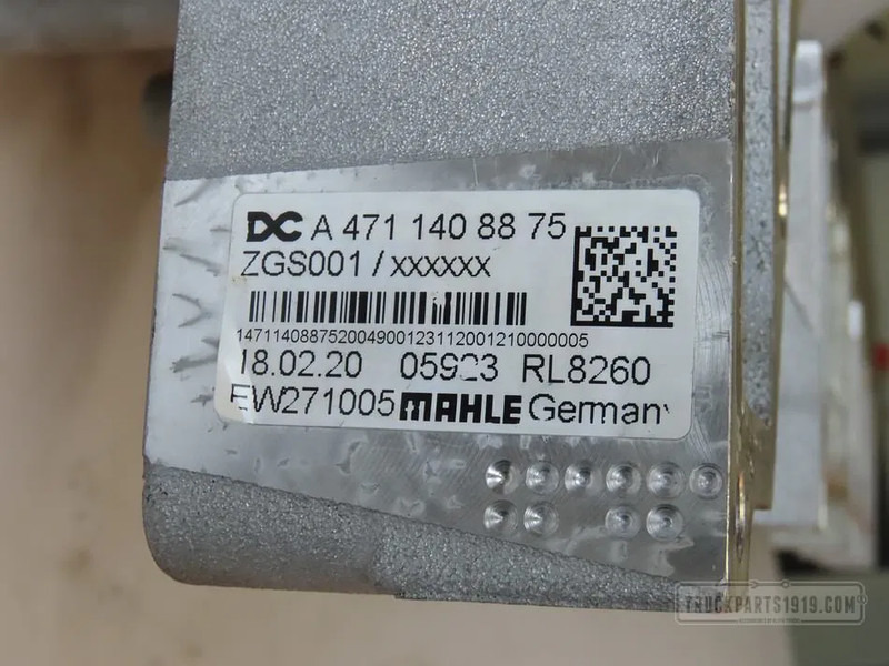 Mercedes-Benz A4711408875 EGR Koeler MB OM471 - Système d'échappement pour Camion: photos 3 Mercedes-Benz A4711408875 EGR Koeler MB OM471 - Système d'échappement pour Camion: photos 3