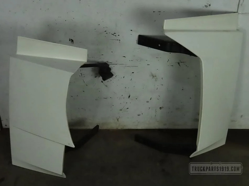 Mercedes-Benz Body & Chassis Parts Spoilerset MB BigSpace - Aérodynamique/ Spoilers pour Camion: photos 4 Mercedes-Benz Body & Chassis Parts Spoilerset MB BigSpace - Aérodynamique/ Spoilers pour Camion: photos 4