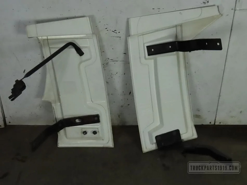 Mercedes-Benz Body & Chassis Parts Spoilerset MB BigSpace - Aérodynamique/ Spoilers pour Camion: photos 5 Mercedes-Benz Body & Chassis Parts Spoilerset MB BigSpace - Aérodynamique/ Spoilers pour Camion: photos 5