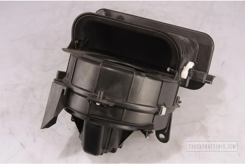 Mercedes-Benz Heating, Ventilation & AC Kachel ventilator Atego - Chauffage/ Ventilation pour Camion: photos 1 Mercedes-Benz Heating, Ventilation & AC Kachel ventilator Atego - Chauffage/ Ventilation pour Camion: photos 1