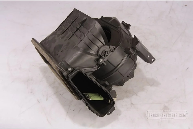 Mercedes-Benz Heating, Ventilation & AC Kachel ventilator Atego - Chauffage/ Ventilation pour Camion: photos 2 Mercedes-Benz Heating, Ventilation & AC Kachel ventilator Atego - Chauffage/ Ventilation pour Camion: photos 2